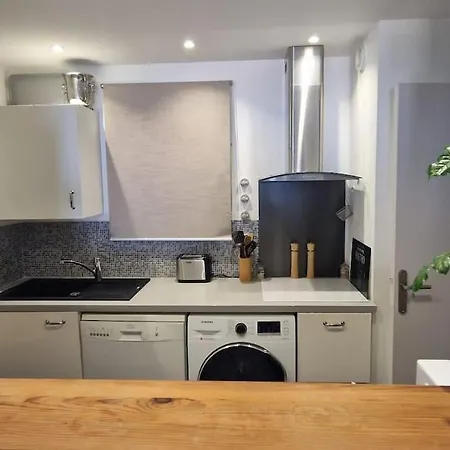 Vue Mer - Plage A Pied Apartment *